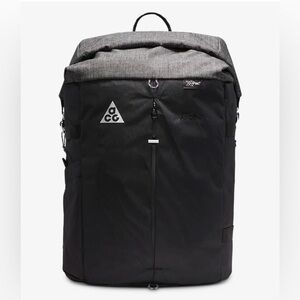 Nike ACG Aysén Day Pack backpack (32L) gray/ black NWT $200